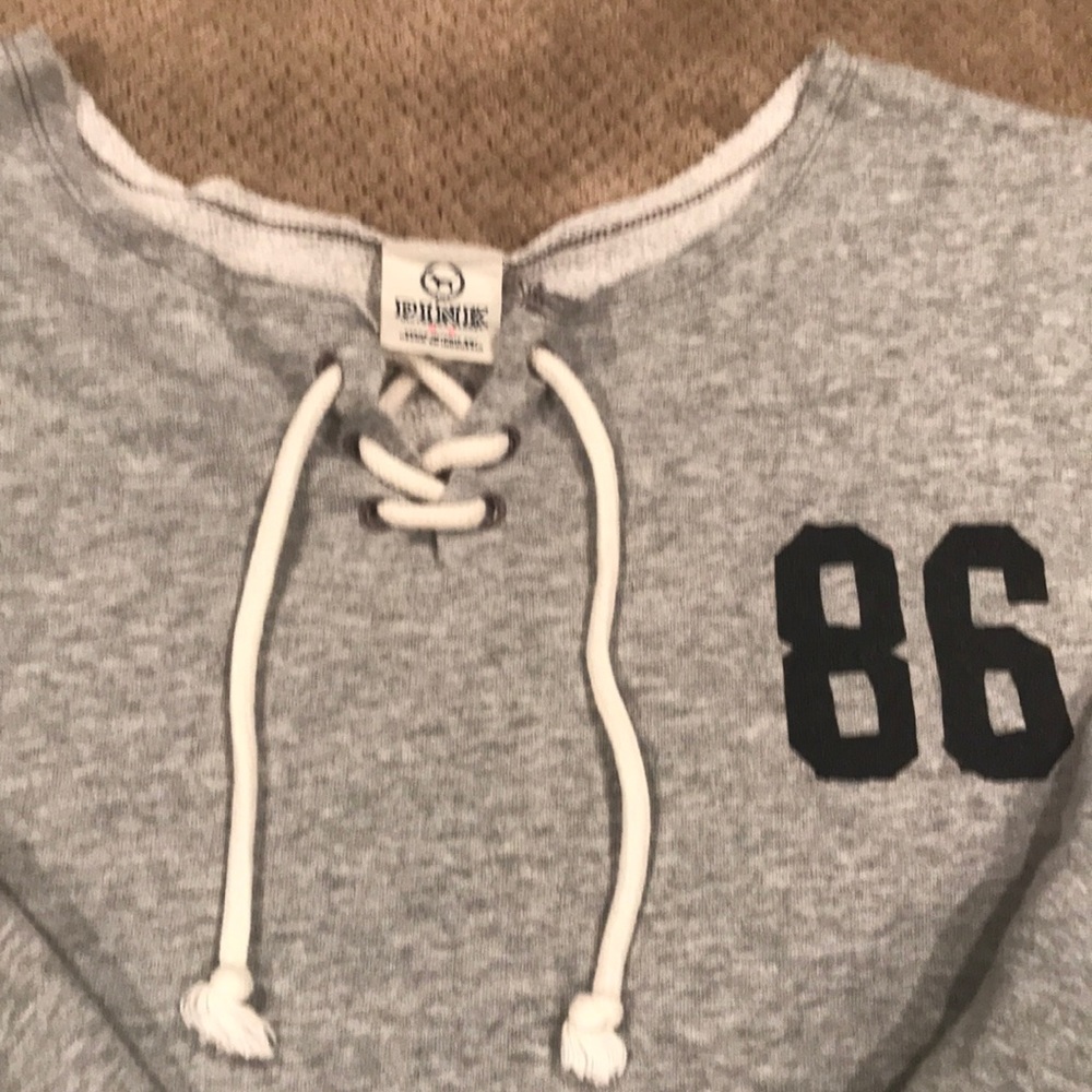 Pink sweatshirt - Picture 2 of 4